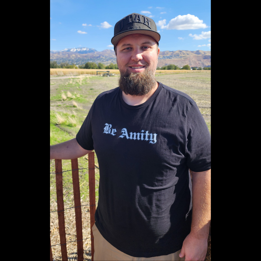 Newsletter Be Amity Casual Tee